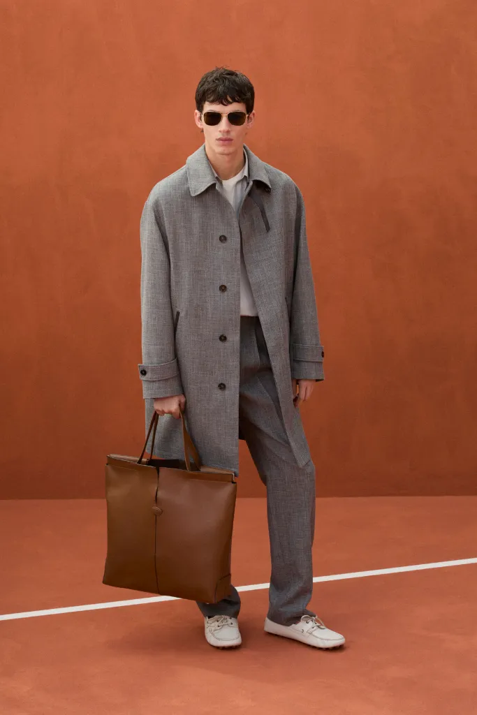 Tod&#039;s 26SS M 001